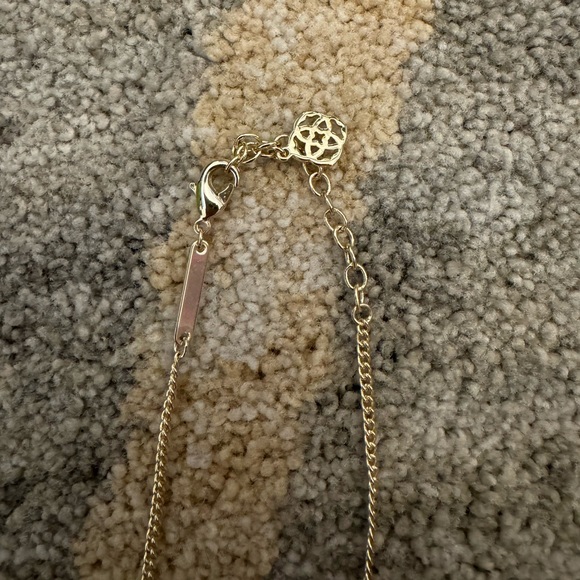 Kendra Scott Dylan Necklace - Picture 3 of 4